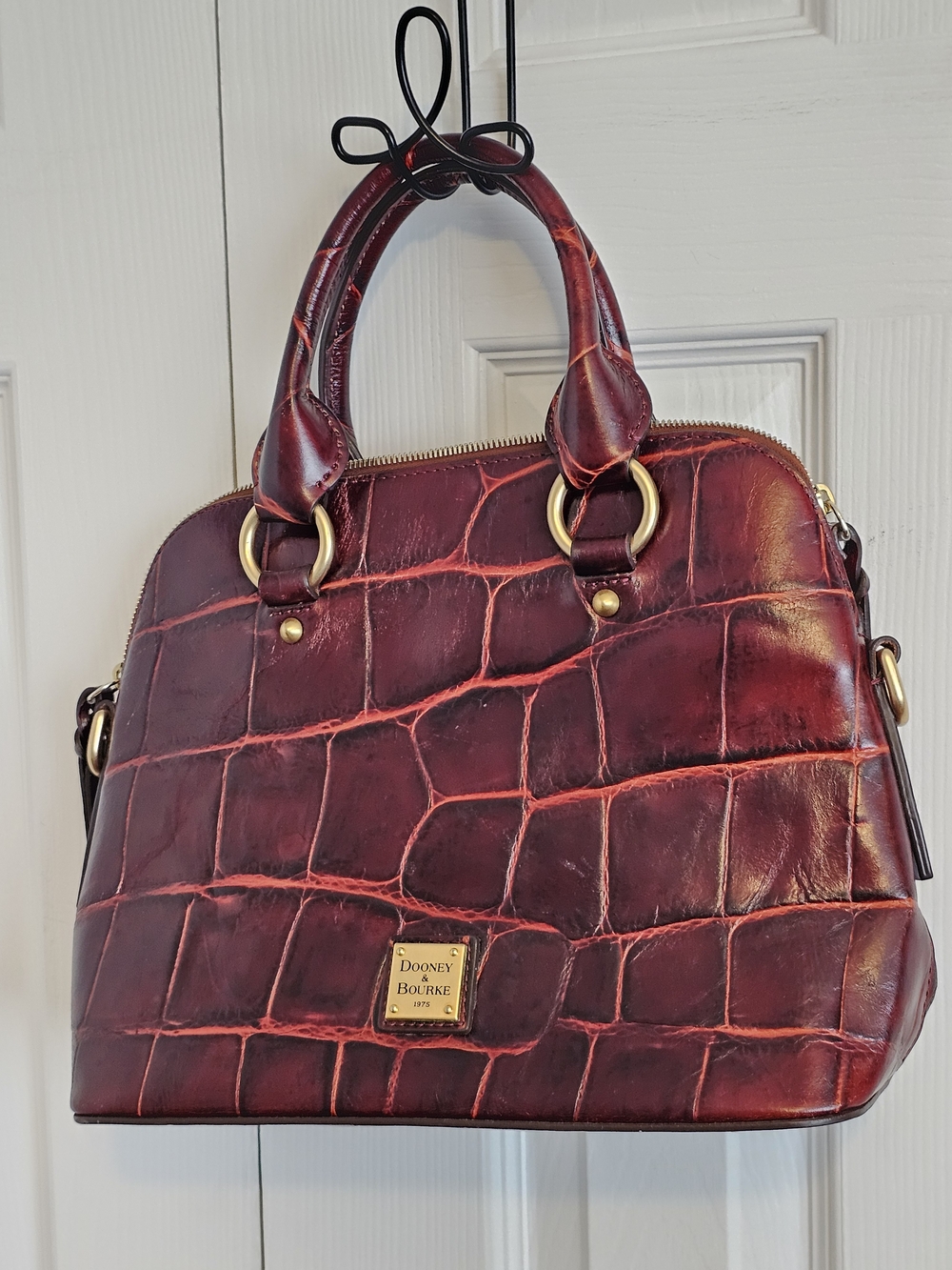 Dooney & Bourke Red Croc-Embossed Leather Satchel. No Crossbody Strap. - Picture 2 of 14